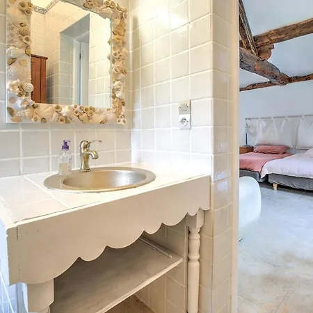 Sejour Grand Format, 23 Couchages Et Grande Piscine